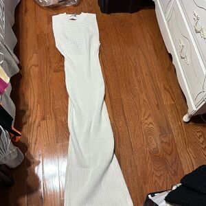 Open back knit Mango dress